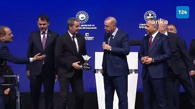 Ziraat Bankası Genel Müdürü “En büyük hayırsever benim” dedi, Erdoğan Ben verdim deme, devlet verdi yanıtını verdi