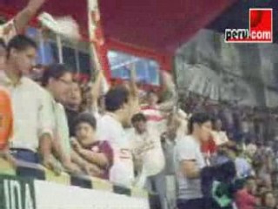Peru.com: Clásico Universitario Alianza Tribunas