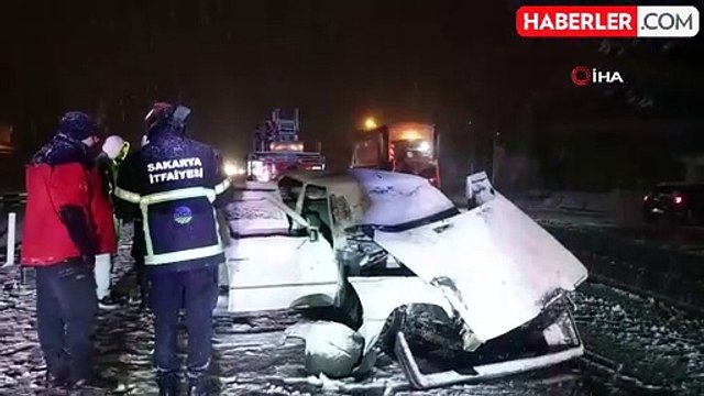 Yoğun Kar Yağışı Kazaya Neden Oldu: 2 Yaralı