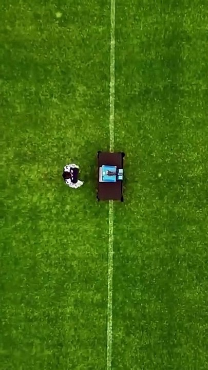 Directo al corazón madridista y al orgullo del Atleti: así desvelan el dorsal de Ramos en Rayados