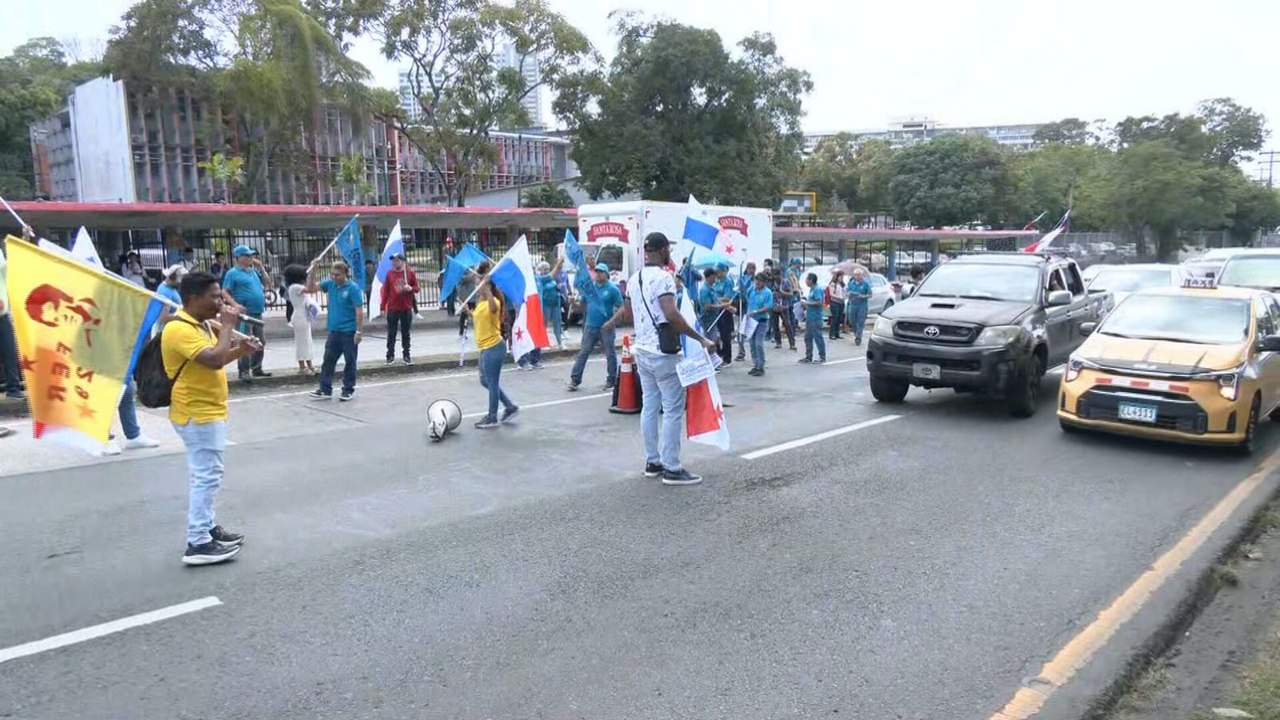 Ánimos caldeados en la Universidad de Panamá tras volanteo de estudiantes