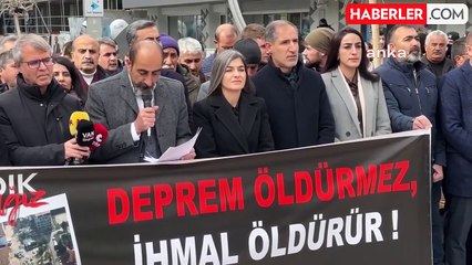 Van Emek ve Demokrasi Platformu'ndan Deprem Anması: 'Unutmadık Unutmayacağız!'