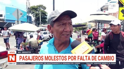 Pasajeros molestos por la falta de cambio