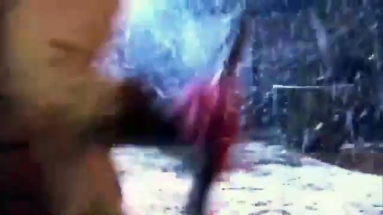 Film Aksi Seorang tahanan ternyata adalah ahli seni bela diri yang tersembunyi, mengalahkan