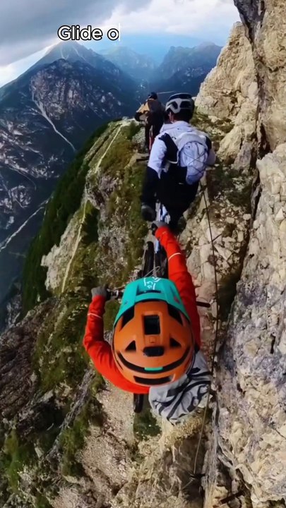 Glide on Devil's Hill.