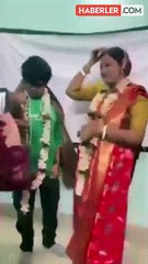 Sınıfta öğrencisi ile evlenen kadın profesör, görevden uzaklaştırıldı