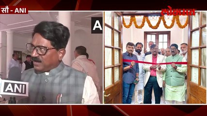 ठाकरेंच्या खासदारांना लक्ष्य केलं जातंय 1