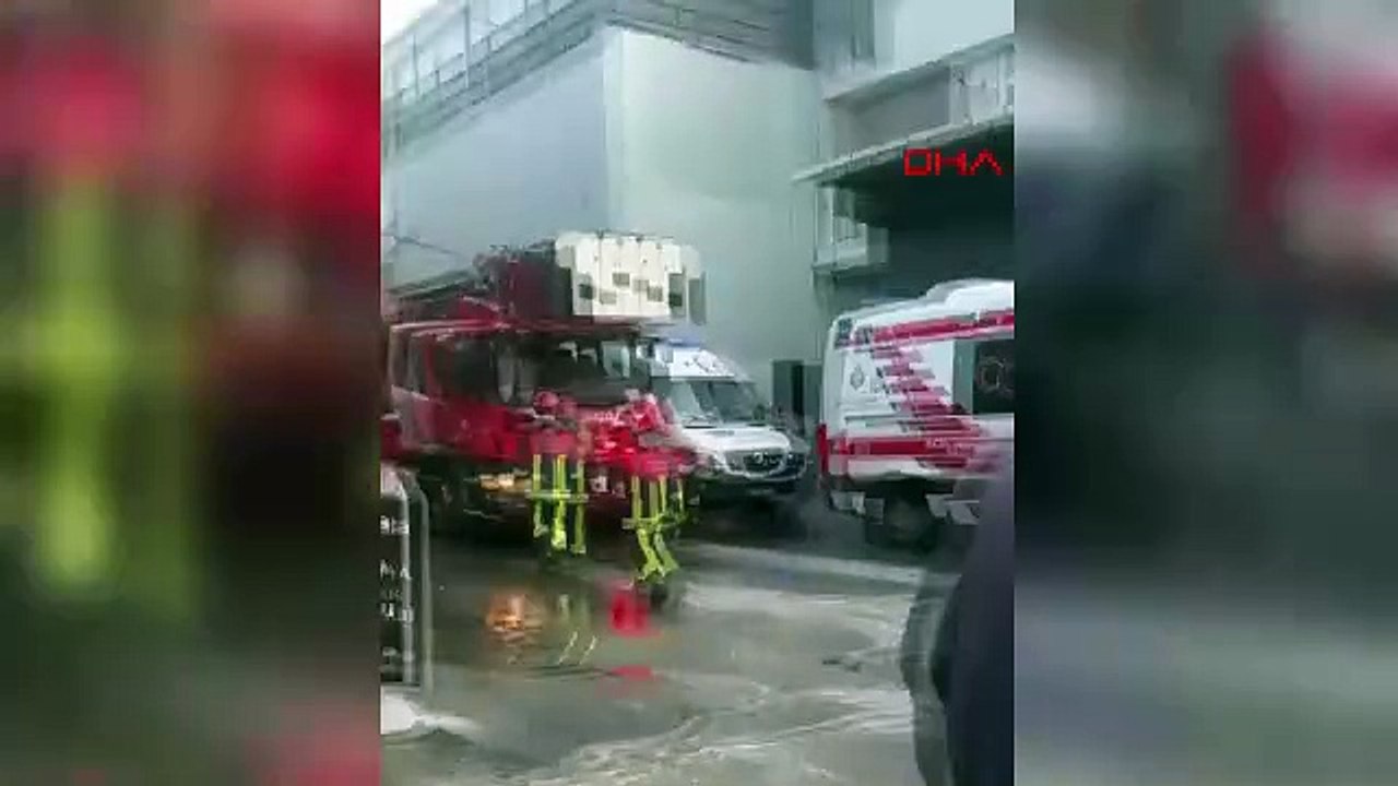 İstanbul- Başakşehir'de kauçuk atölyesinde çıkan yangın söndürüldü / Geniş haber- aktüel görüntü