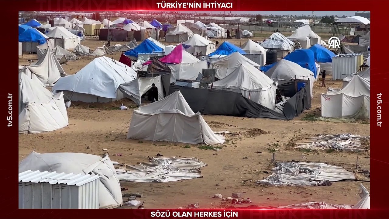 İsrail'in çadırlarda yaşamak zorunda bıraktığı Filistinliler soğuk hava ve fırtına ile mücadele ediyor