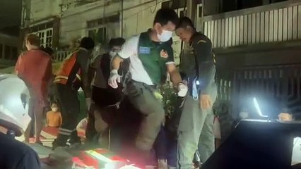 ภารกิจช่วยเหลือหนุ่มน้ำหนัก 314 กิโลกรัมขึ้นรถสไลด์ ส่งโรงพยาบาล 🚑