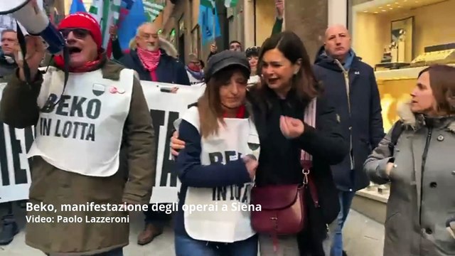 Beko, nuova manifestazione degli operai in centro