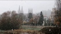 Bajan las temperaturas y nieva en Burgos capital