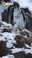 Erzincan’da mevsimin doğaya yansıması: Girlevik Şelalesi