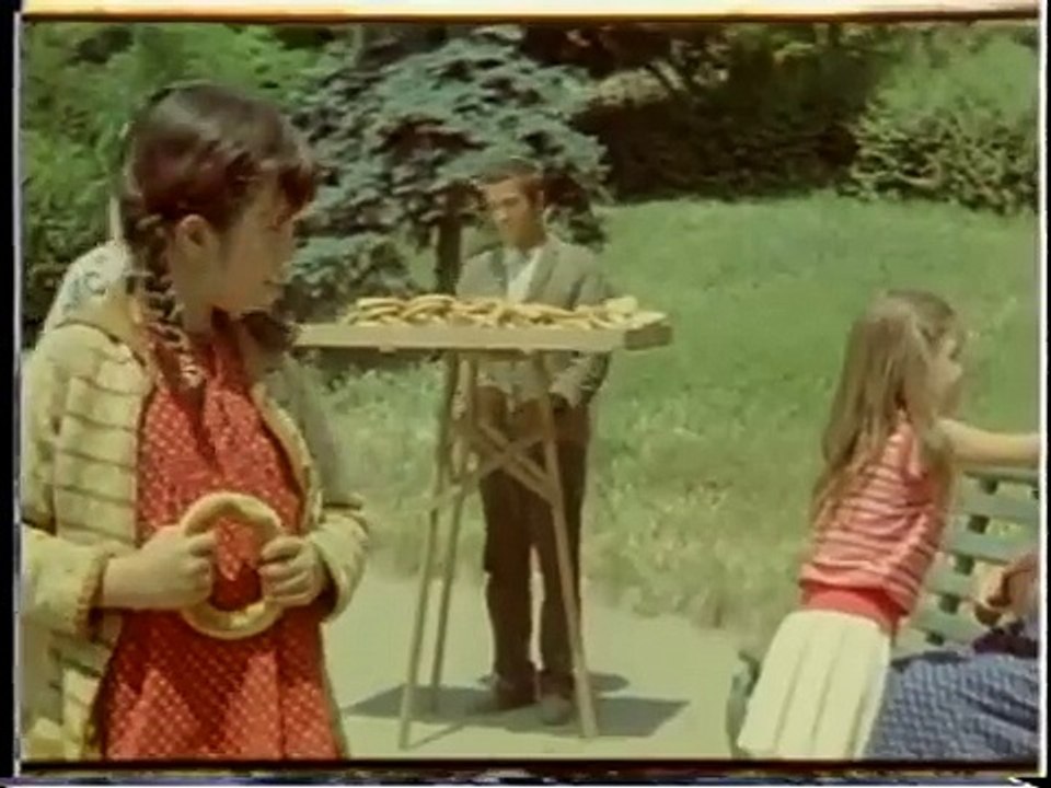 Anneler ve Kızları