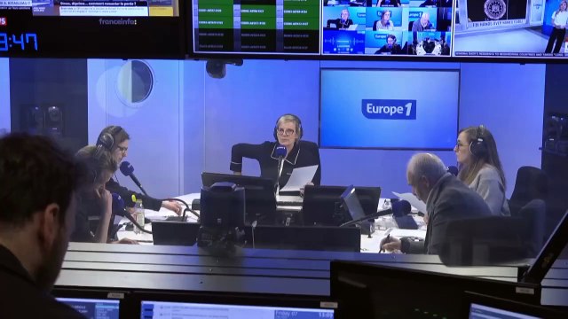 Élisabeth Borne veut agir contre les élèves porteurs de couteau