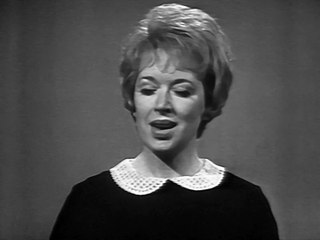 Benny Hill - Phantom Phone Call (1968)