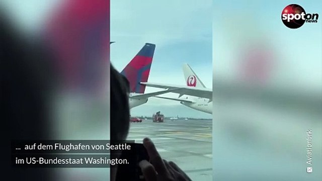 Sehr gruselig : Flugzeug kracht mit Flügel in andere Maschine