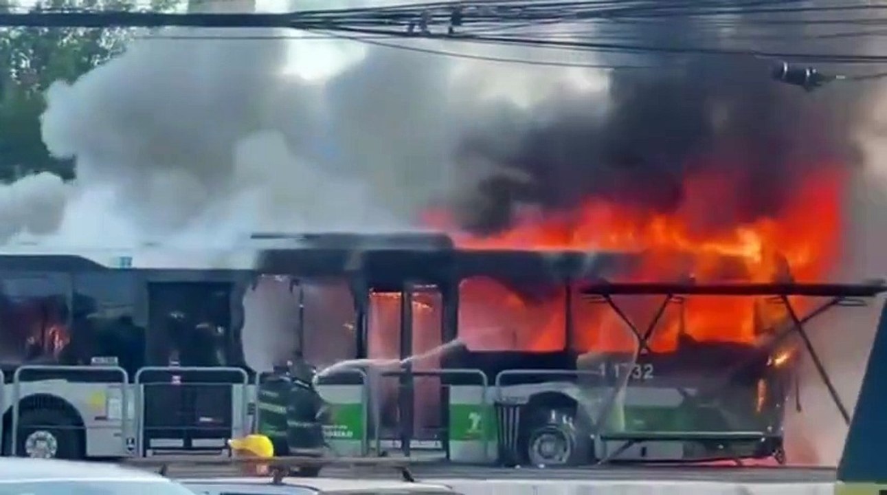 CAYÓ UN AVIÓN