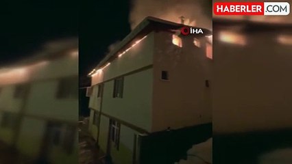 Kastamonu'da Bacadan Çıkan Yangın İki Katlı Evi Kullanılamaz Hale Getirdi
