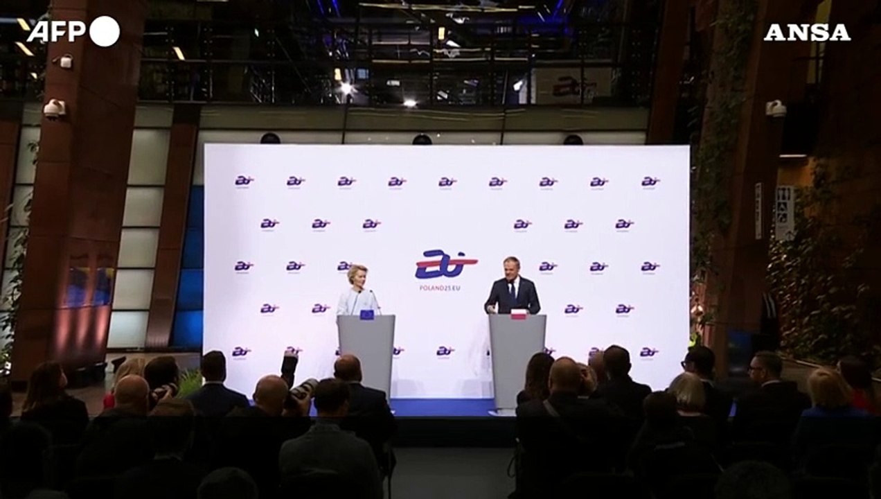 Von der Leyen: "L'Europa ha bisogno di un salto di qualita' nella Difesa"