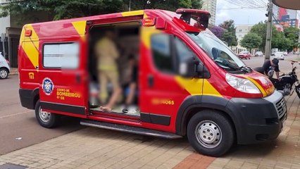 Acidente entre Peugeot e moto deixa motociclista ferido