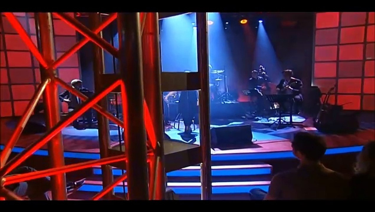 ANNETT LOUISAN — Fettnäpfchenwetthüpfen | Annett Louisan - Das optimale Leben — Live Edition | 3sat Festival vom 15.09.2007