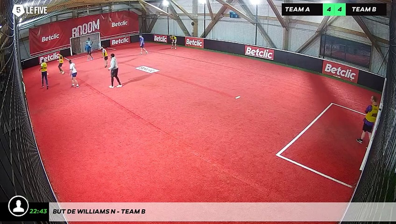 But de Williams N - Team B