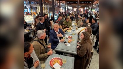 El vídeo viral de Orban en el Mercado de San Miguel de Madrid