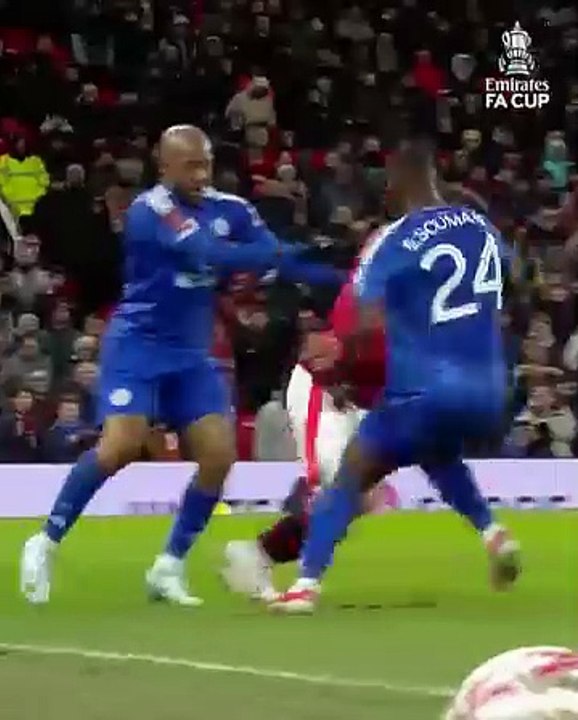 Harry Maguer's  Last Minute winner sends the red Devils to the fifth Round