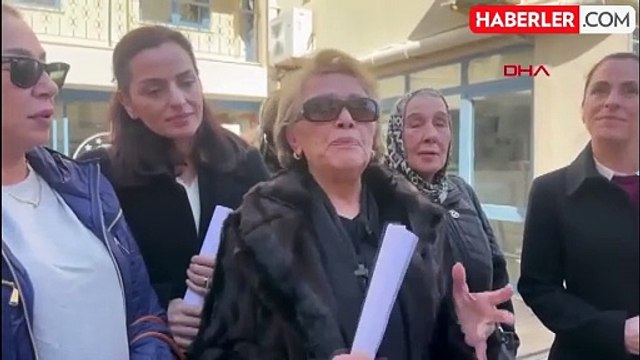 Ferdi Tayfur'un kızı Tuğçe Tayfur'dan olay sözler: Azgınlık bedel ödetir