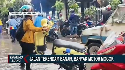 Pantauan Terkini Banjir di Cengkareng Capai 60 CM, Sejumlah Motor Mogok dan Rusak