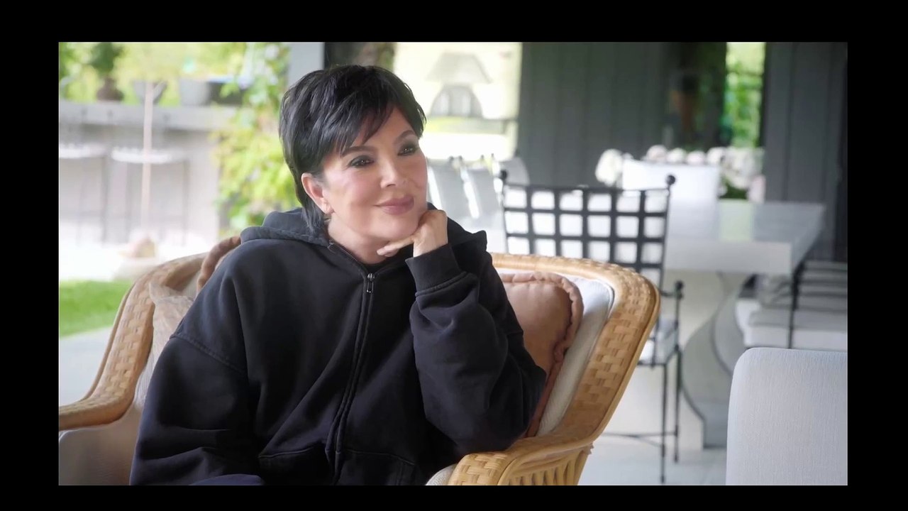 The Kardashians: Literally Falling Apart - Season 6 : Best Moments | Pop Culture