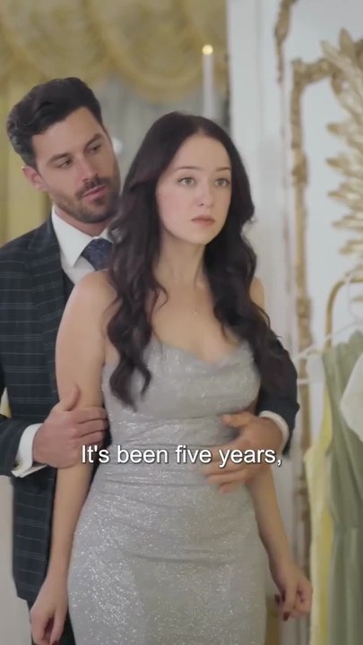 A story of heartbreak, revenge, and redemption—Jade and Bruce’s complex relationship will keep you on the edge of your seat. #love #heartbreak #newdrama #mustwatch #dramabox #shortdrama