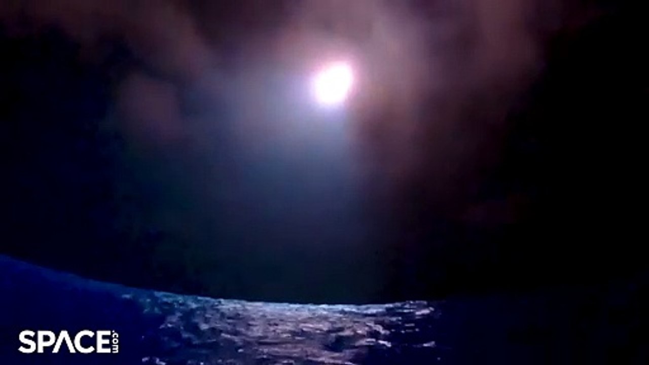 SpaceX Starship Flight 5 Splashdown And Explosion Captured By Buoy Camera