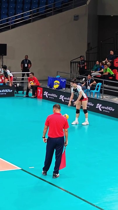 Thea GaGOT IT! ZUS takes set 1. 22-25._#PVL2025_#TheHeartOfVolleyball_