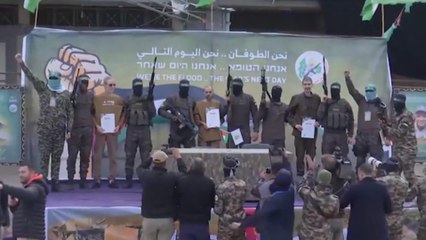 Conmoción ante la liberación de los 3 rehenes en estado raquítico por parte de Hamas