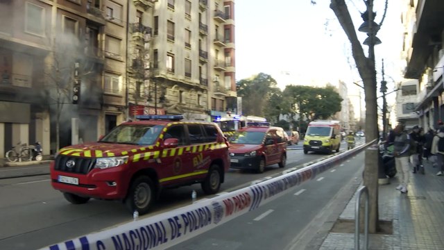 Continúan los trabajos en el incendio del bingo y algunos vecinos volverán a sus casas hoy