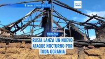 Tres civiles heridos y casas destruidas tras un ataque ruso con artillería en Jersón