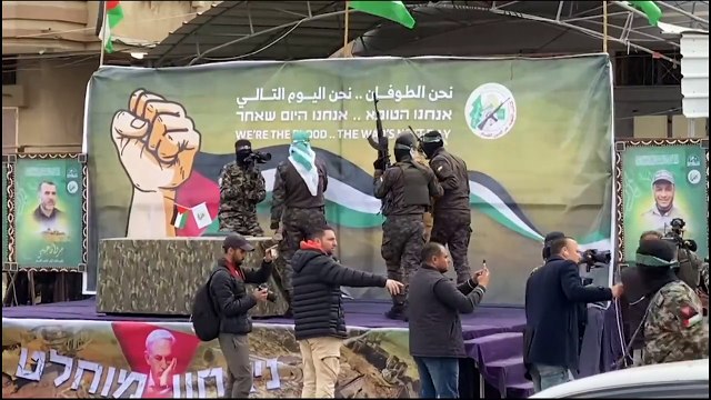 Hamas liberta três reféns israelenses em troca de prisioneiros palestinos