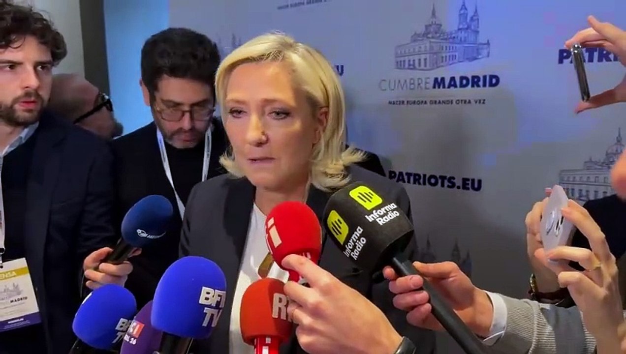 Marine Le Pen - Qu'on arrête de débattre, qu'on arrête de blablater   ça fait 25 ans qu'on débat du droit du sol.  S'ils veulent changer les choses, il faut cha
