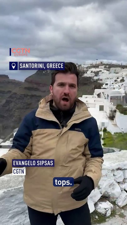 Santorini fears continue amid ongoing tremors