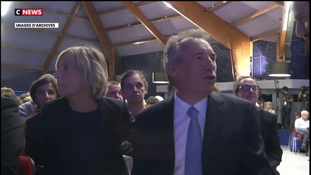 Identité nationale : François Bayrou et Nicolas Sarkozy, même combat ?