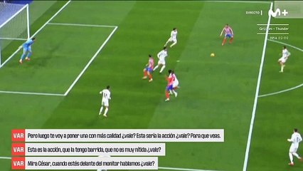 El audio del VAR del penalti de Tchouaméni a Lino: "Le pisa ahí con los tacos"