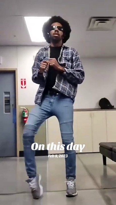 2025-02-08-002046411 自然に振る舞う #onthisday #💗 #DJLbackhand #fy #foryou #popular #😂😂😂 #robot #busy #power #😊#billybounce #slowmotion #water #cat #viral #woahchallenge #trending #hiphopdance #explorepage #workout  #onepiece #tiktok #dancer #hiphop #foryou