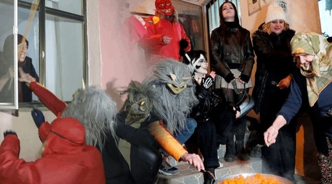 Kapı Kapı dolaşıp, kabak tatlısı aradılar!