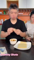 Husband wife laughing 🤣😂