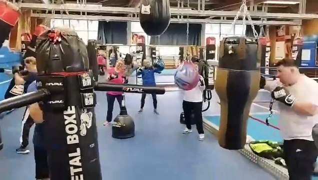Séance de boxe bien être santé au Douai Boxing Club