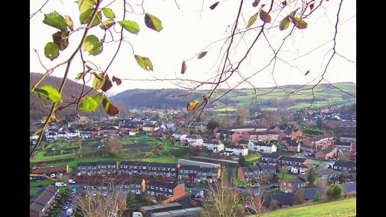 Knighton building developments from 1940s  🏠
