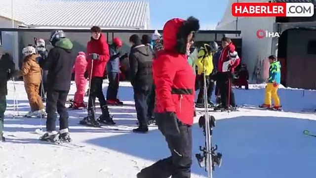 Ergan Kayak Merkezi Hafta Sonu Kayak Severlerle Doldudu