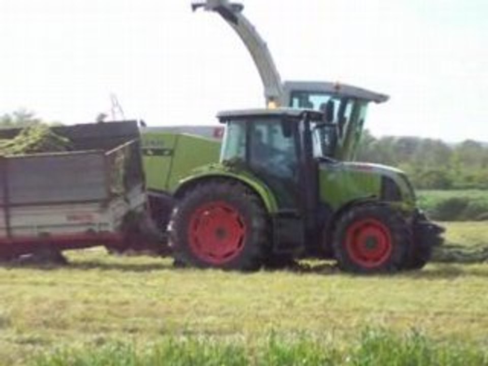 L'ensilage 2008 chez mathieu 3 !